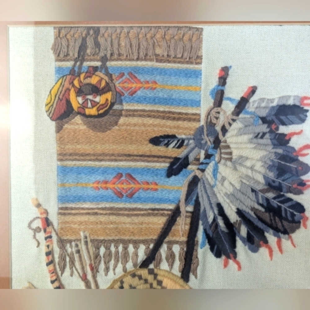 Native American Scene Hand Embroidered With Exquisite Detail - Picture 5 of 14